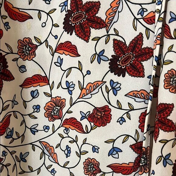 LOFT Floral Print Women's Top - Red and White - Picture 4 of 4